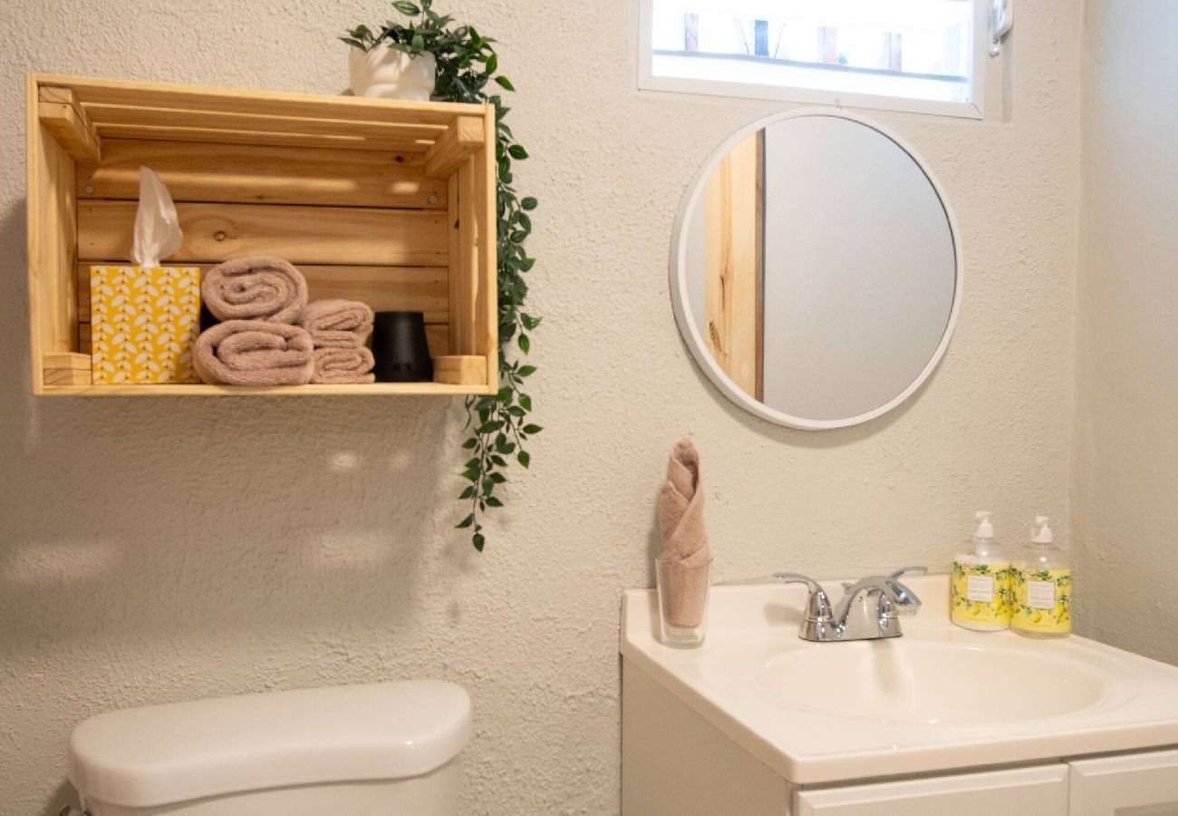 Apartment in San Juan - Trujillo Alto - Parking Gratis, TV, A/C, Wi-Fi 