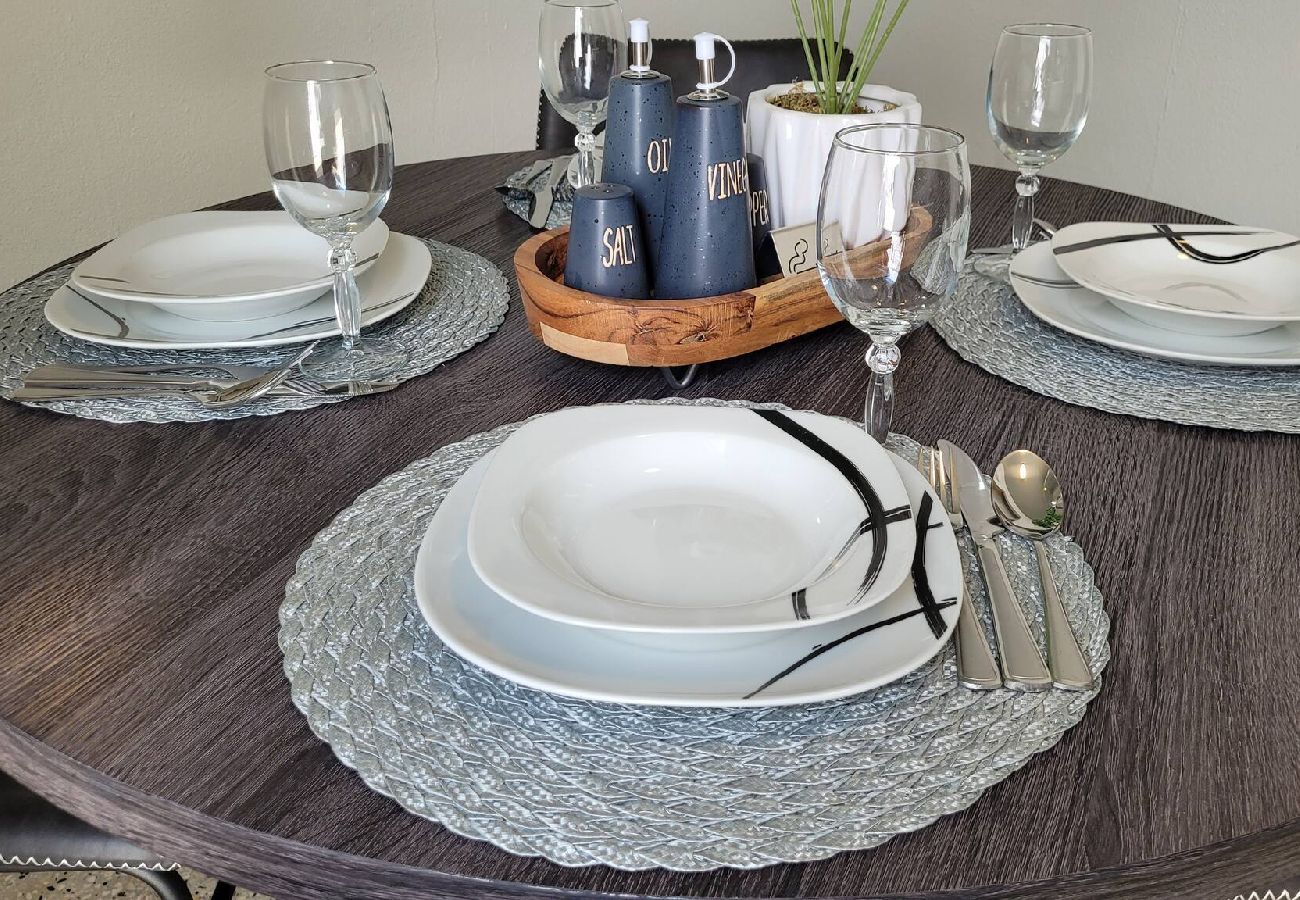 Apartment in San Juan - Trujillo Alto - Parking Gratis, TV, A/C, Wi-Fi 