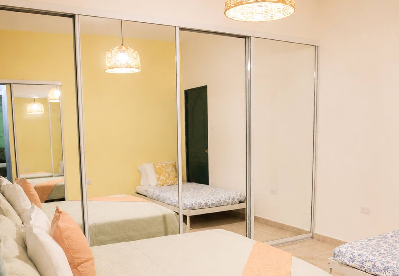 Apartment in San Juan - Charming 1 BR Walking Distance to Escambron Beach 