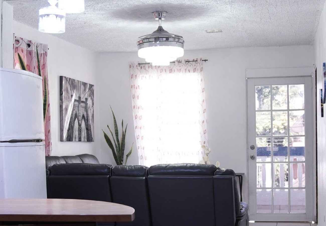 House in San Juan - -