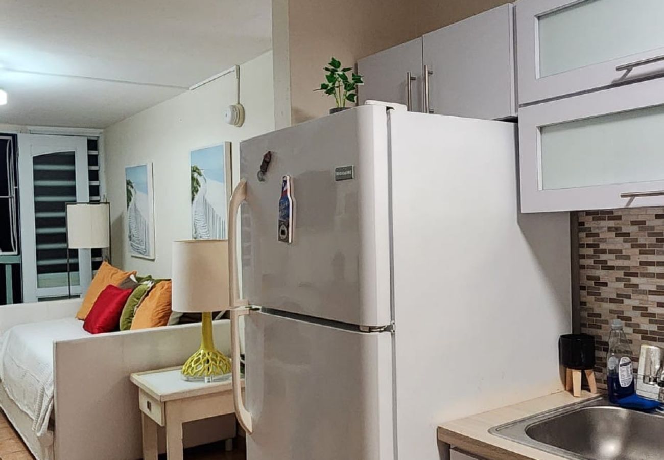 Apartment in Hato Rey - Charming 2BR in Condado – 4 Min to the Beach & Parking