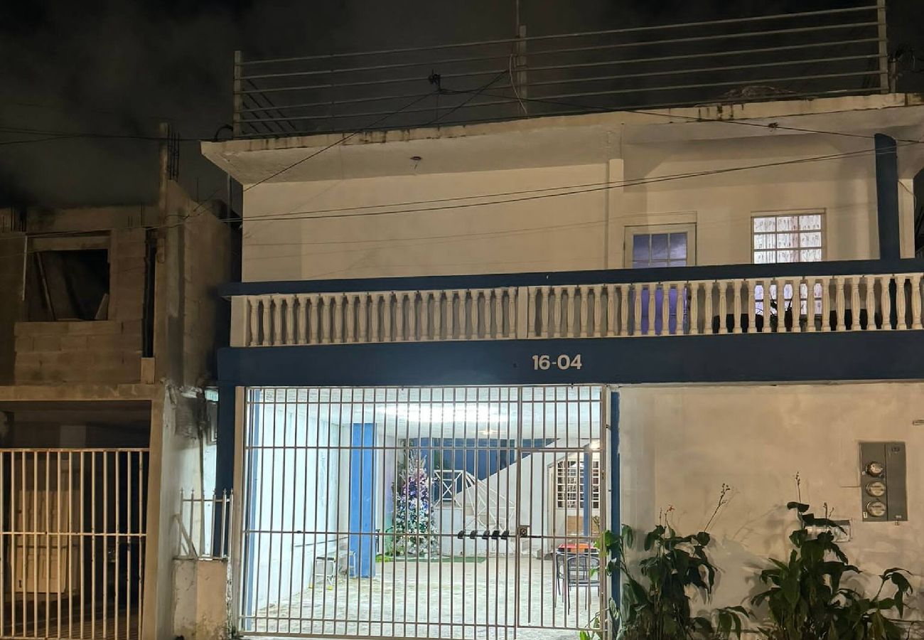 House in San Juan - LISFDD6 - Edificio del Parque #7 - Suite E
