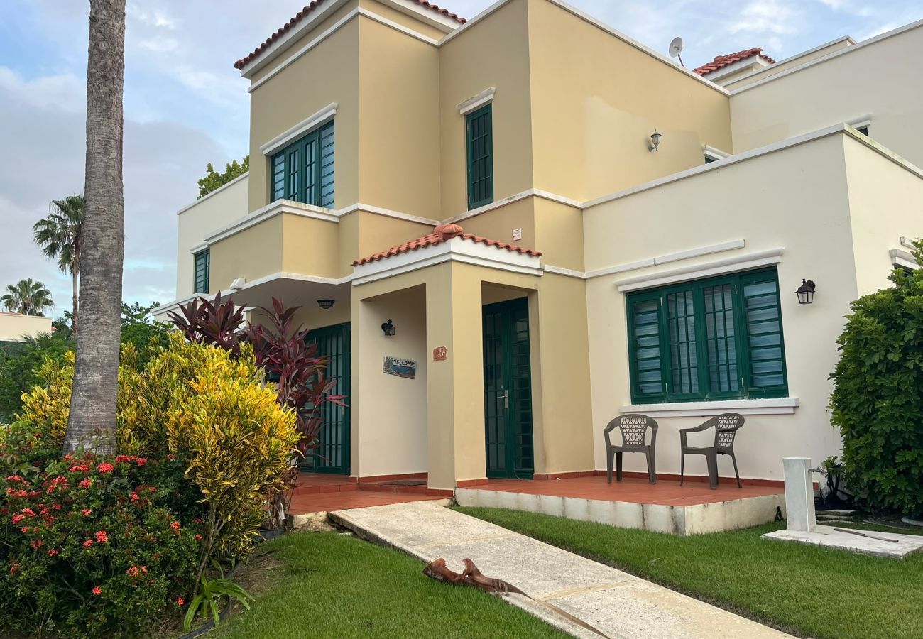 Villa in Rincon - Villa del Sol - Oceanfront Rincon Retreat w Pool