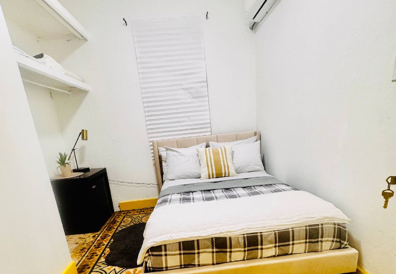 House in San Juan - -