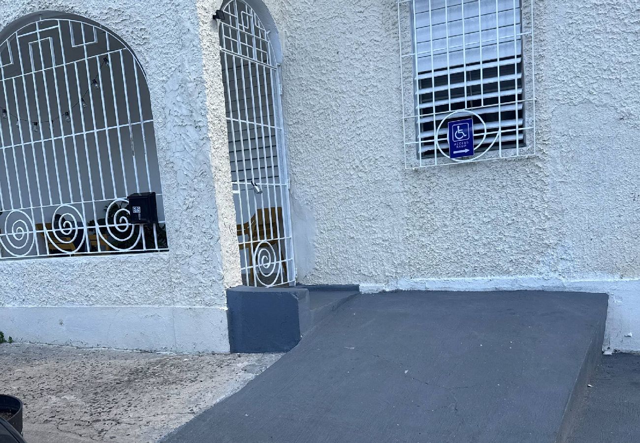 House in San Juan - -