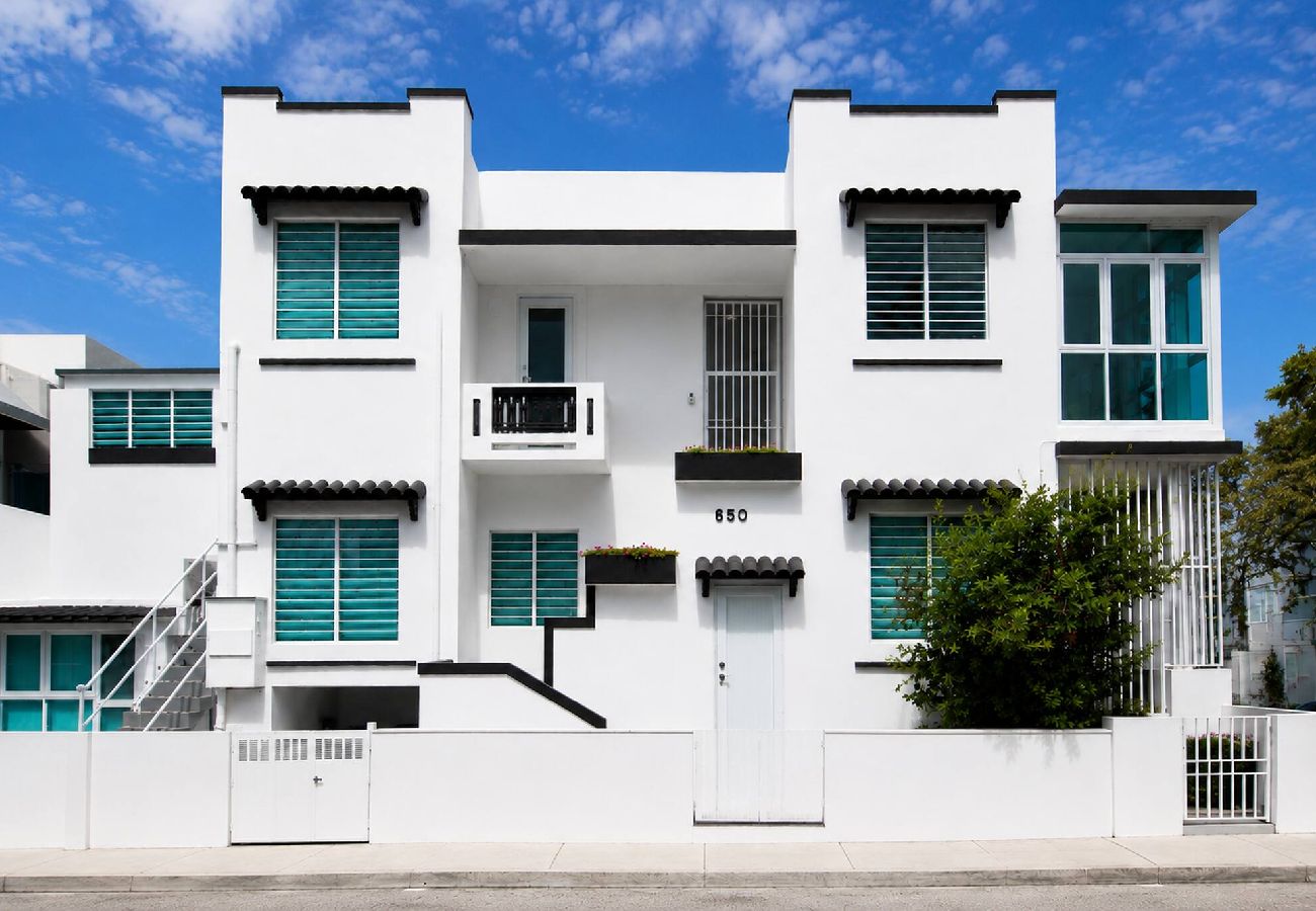 Apartment in San Juan - Cozy Studio Steps from La Cerra 