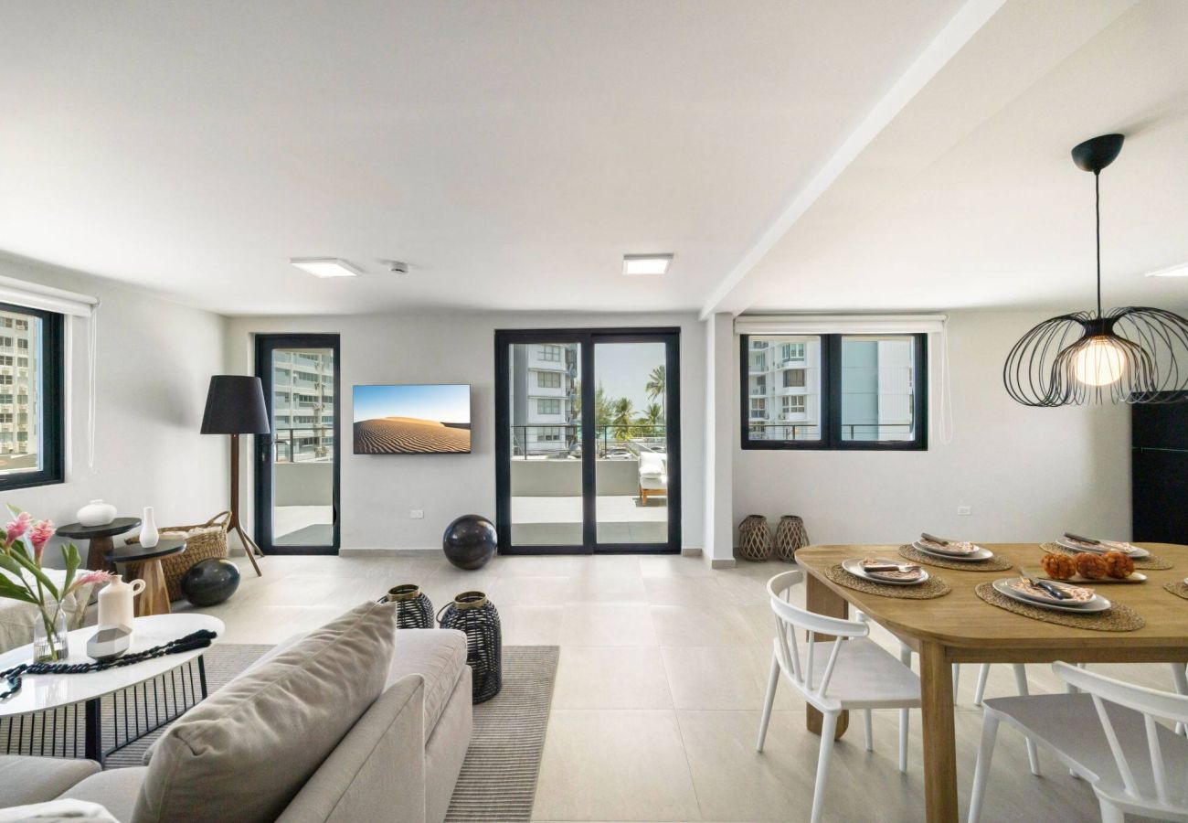 Apartment in Carolina - 2 Floors | 2 Suites | 2 Min to Beach | Private Pool