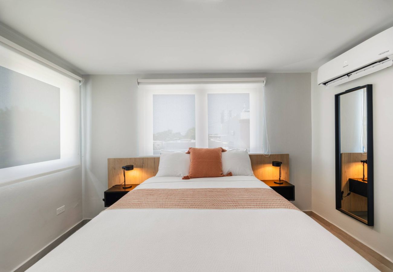 Apartment in Carolina - 2 Floors | 2 Suites | 2 Min to Beach | Private Pool