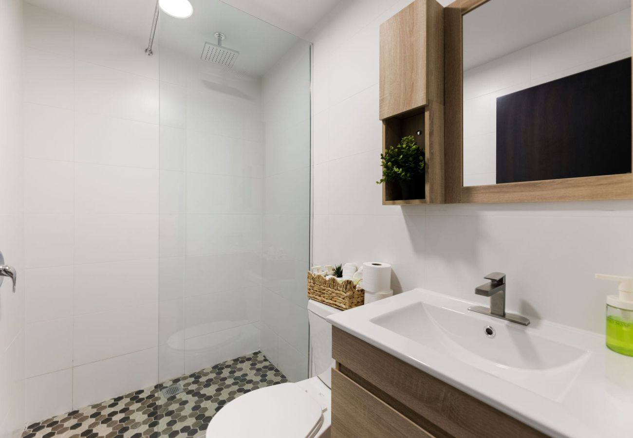 Apartment in Carolina - 2 Floors | 2 Suites | 2 Min to Beach | Private Pool