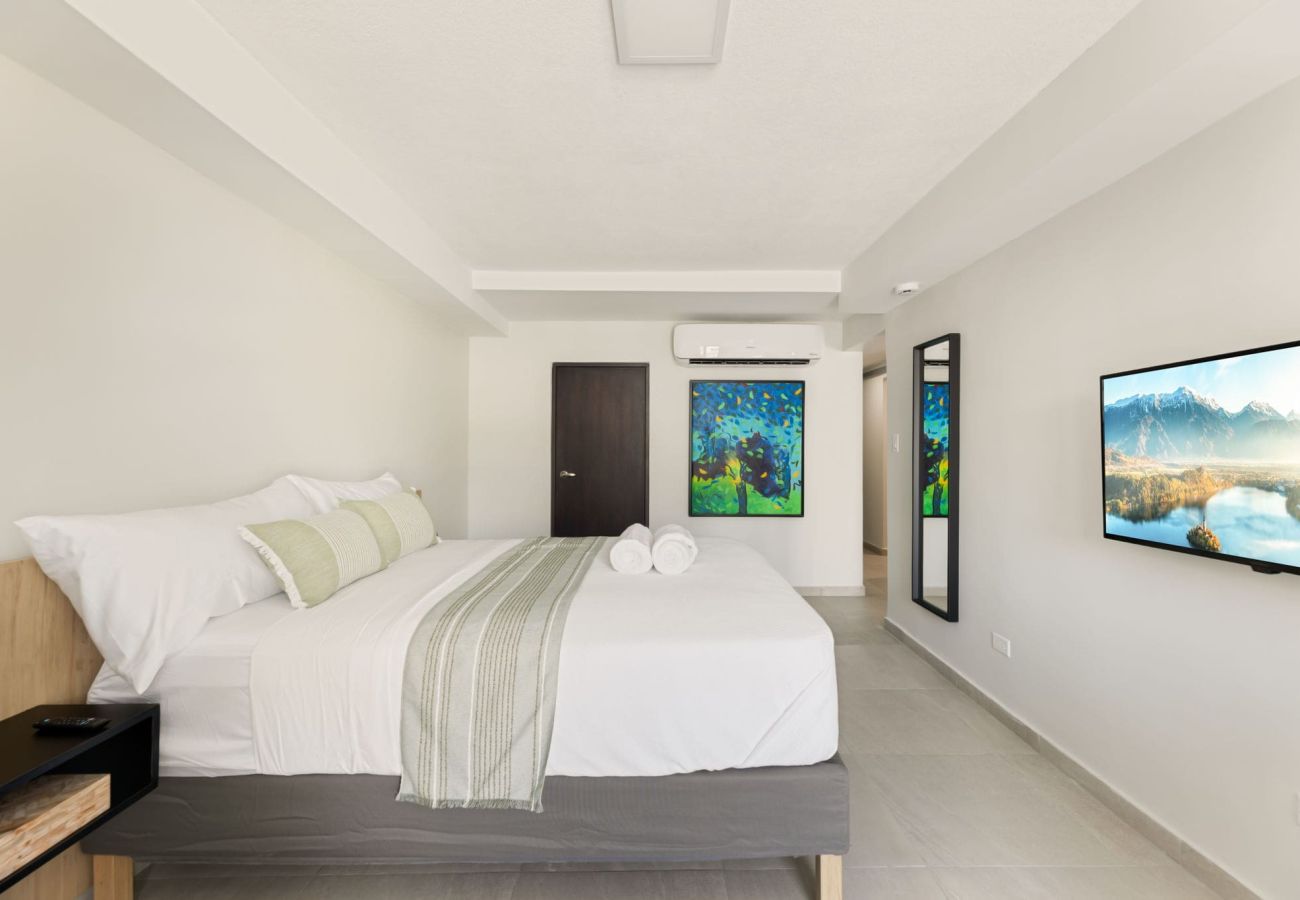 Apartment in Carolina - 2 Floors | 2 Suites | 2 Min to Beach | Private Pool