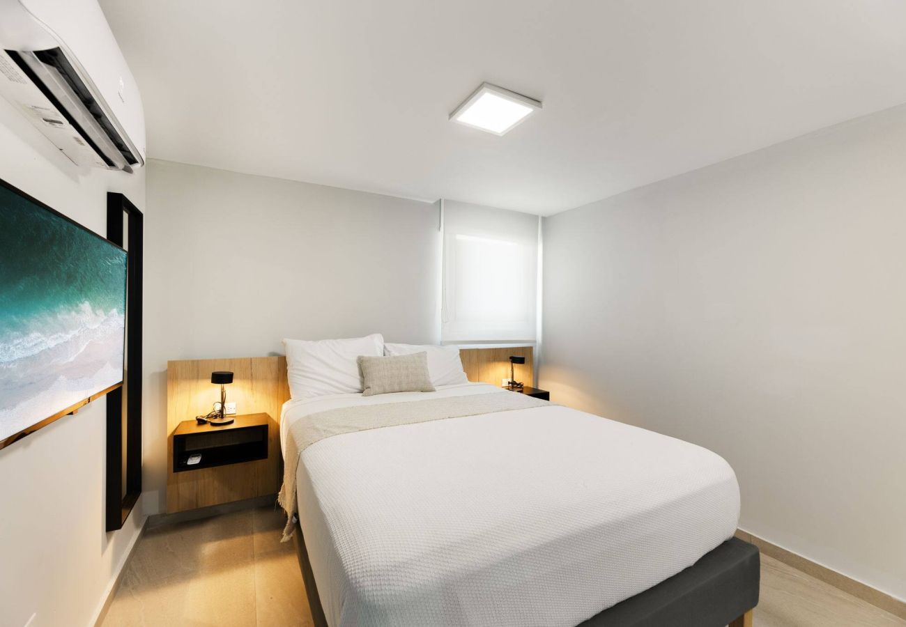 Apartment in San Juan - 14 Guests | 2 Suites | 2 Min Beach | Private Pool
