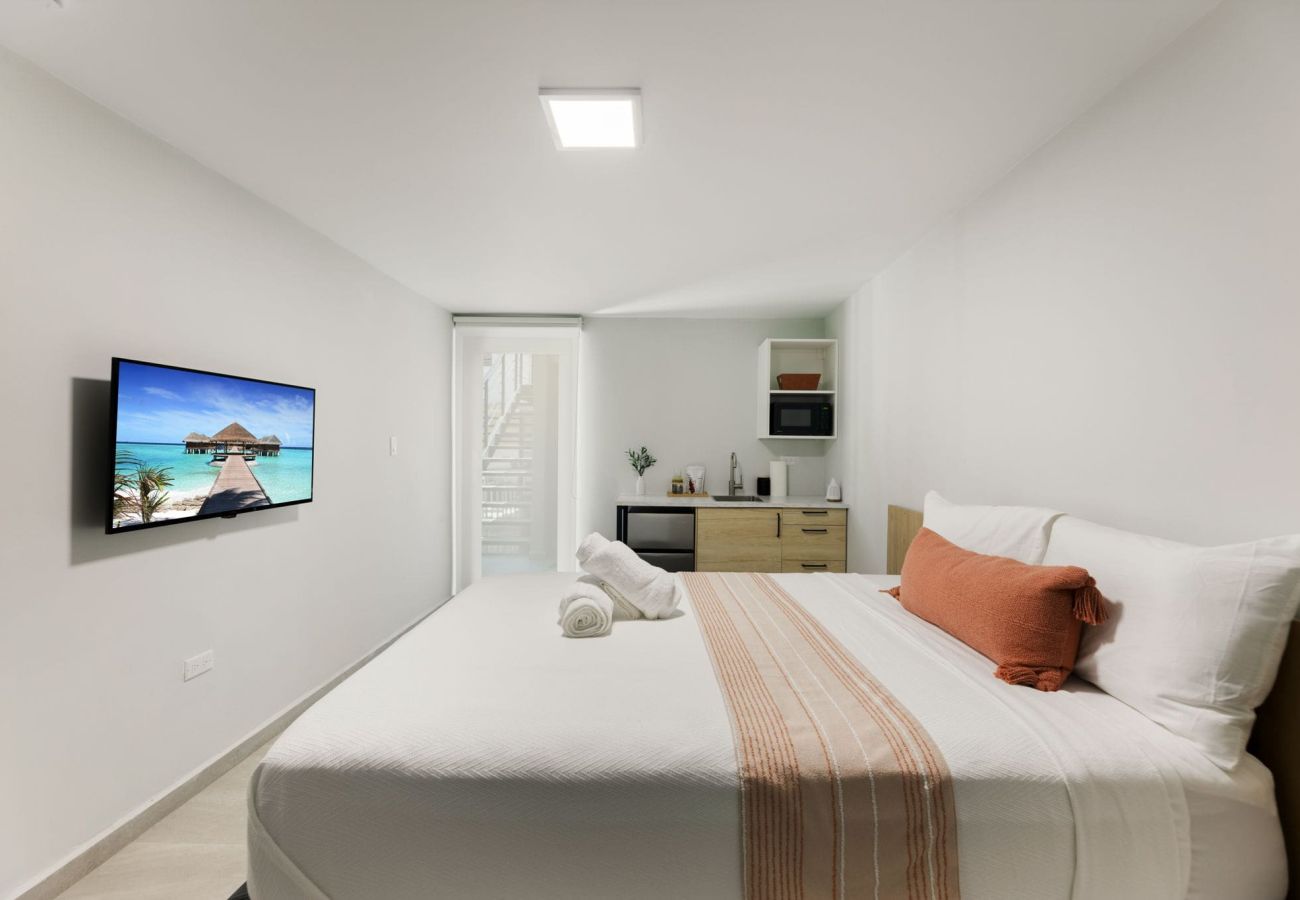 Apartment in San Juan - 14 Guests | 2 Suites | 2 Min Beach | Private Pool