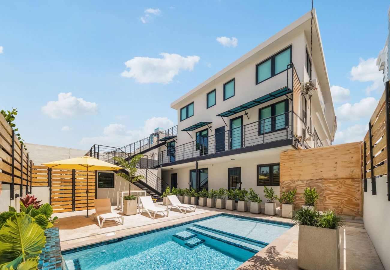 Apartment in San Juan - 14 Guests | 2 Suites | 2 Min Beach | Private Pool
