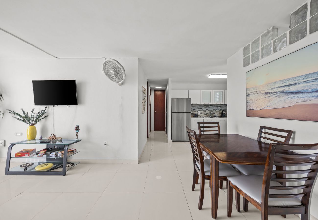 Condominium in Hato Rey - 3BR Condo w/ Gym & Balcony – Hato Rey, San Juan