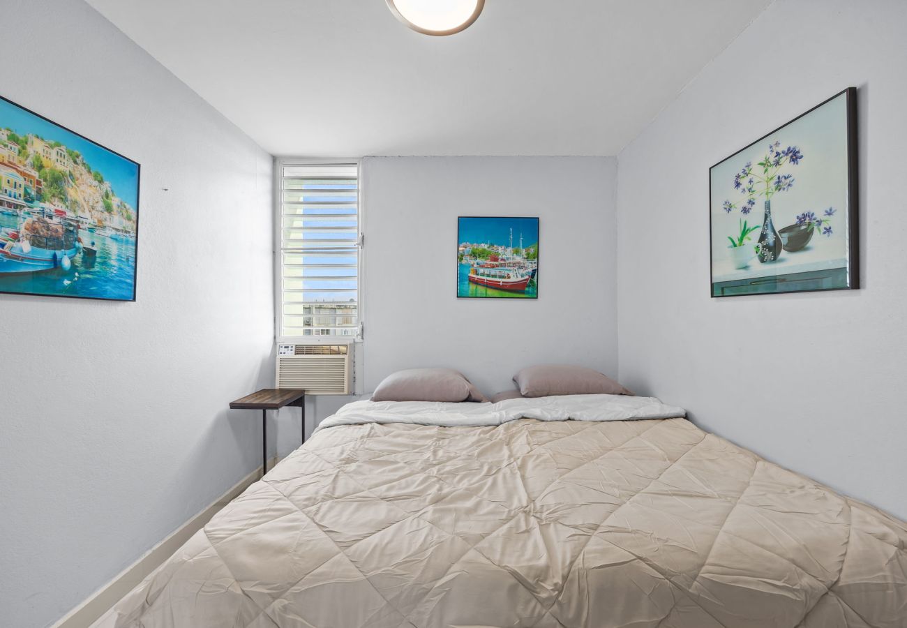 Condominium in Hato Rey - 3BR Condo w/ Gym & Balcony – Hato Rey, San Juan