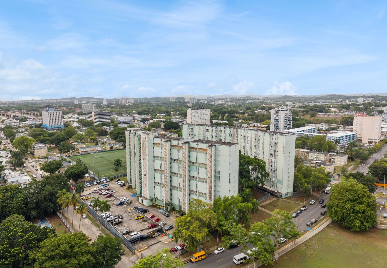 Condominium in Hato Rey - 3BR Condo w/ Gym & Balcony – Hato Rey, San Juan