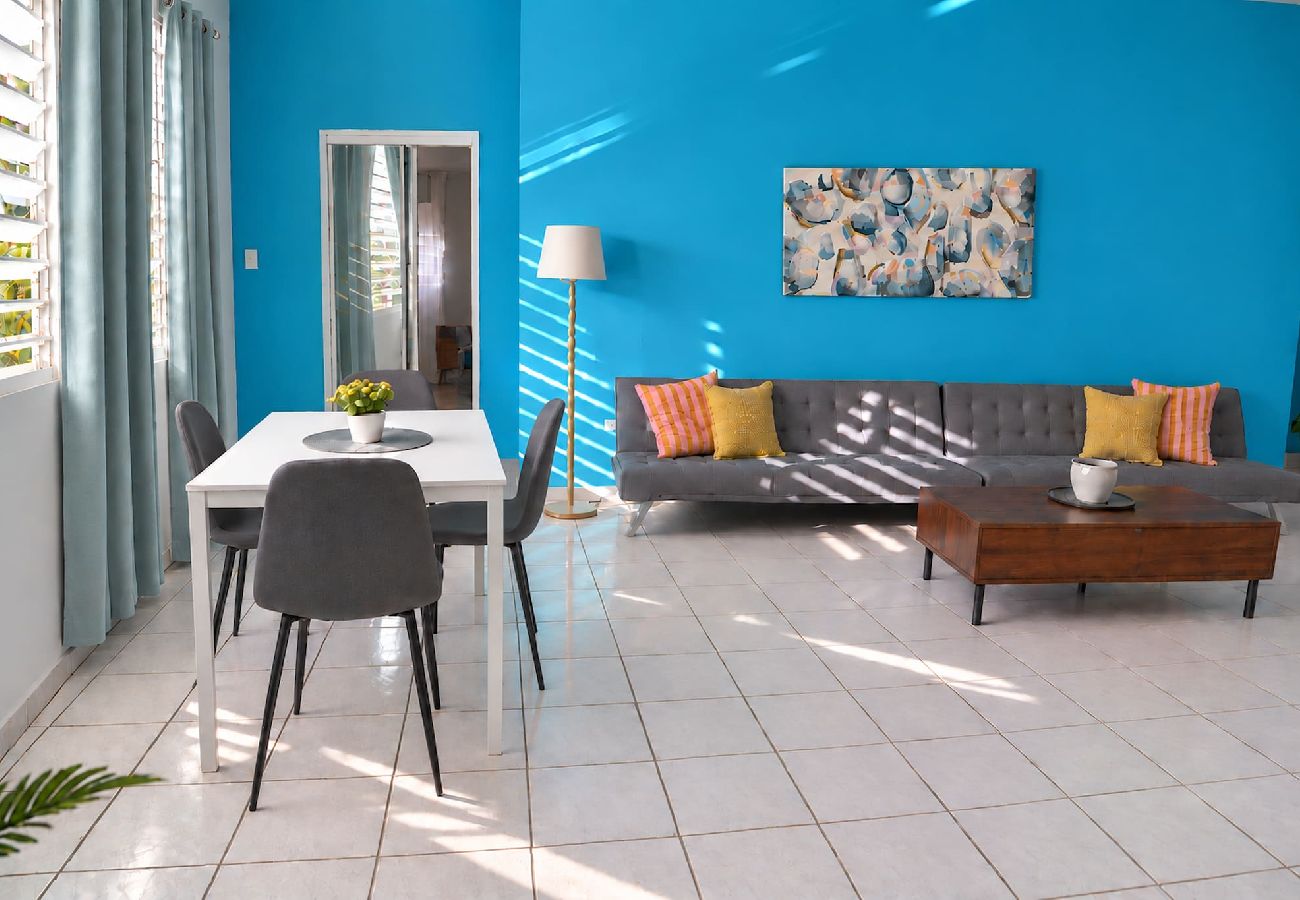 Apartment in San Juan - 2BR Walk to Beach & Old San Juan 