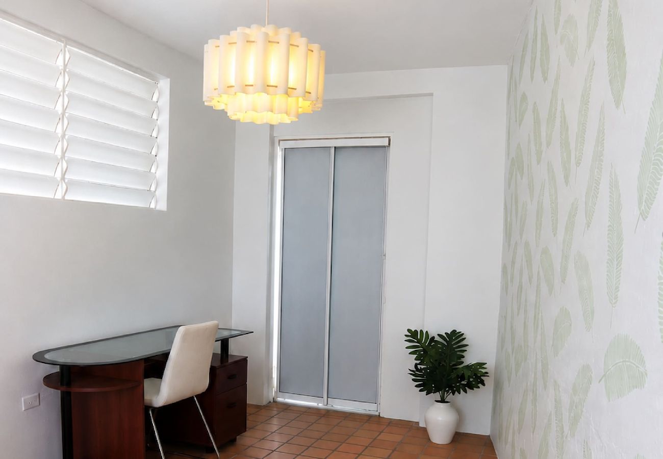 Apartment in San Juan - 2BR Walk to Beach & Old San Juan 