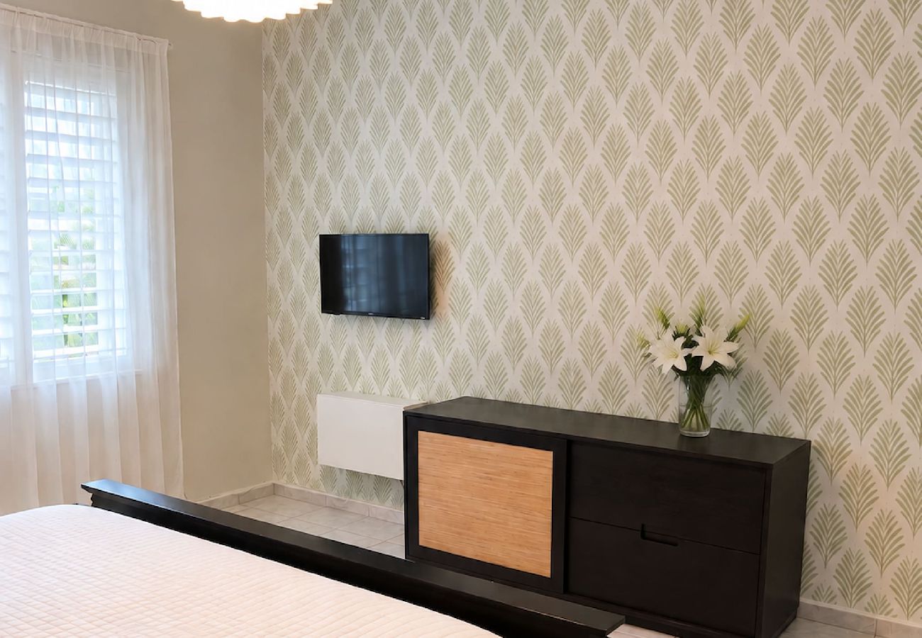 Apartment in San Juan - 2BR Walk to Beach & Old San Juan 