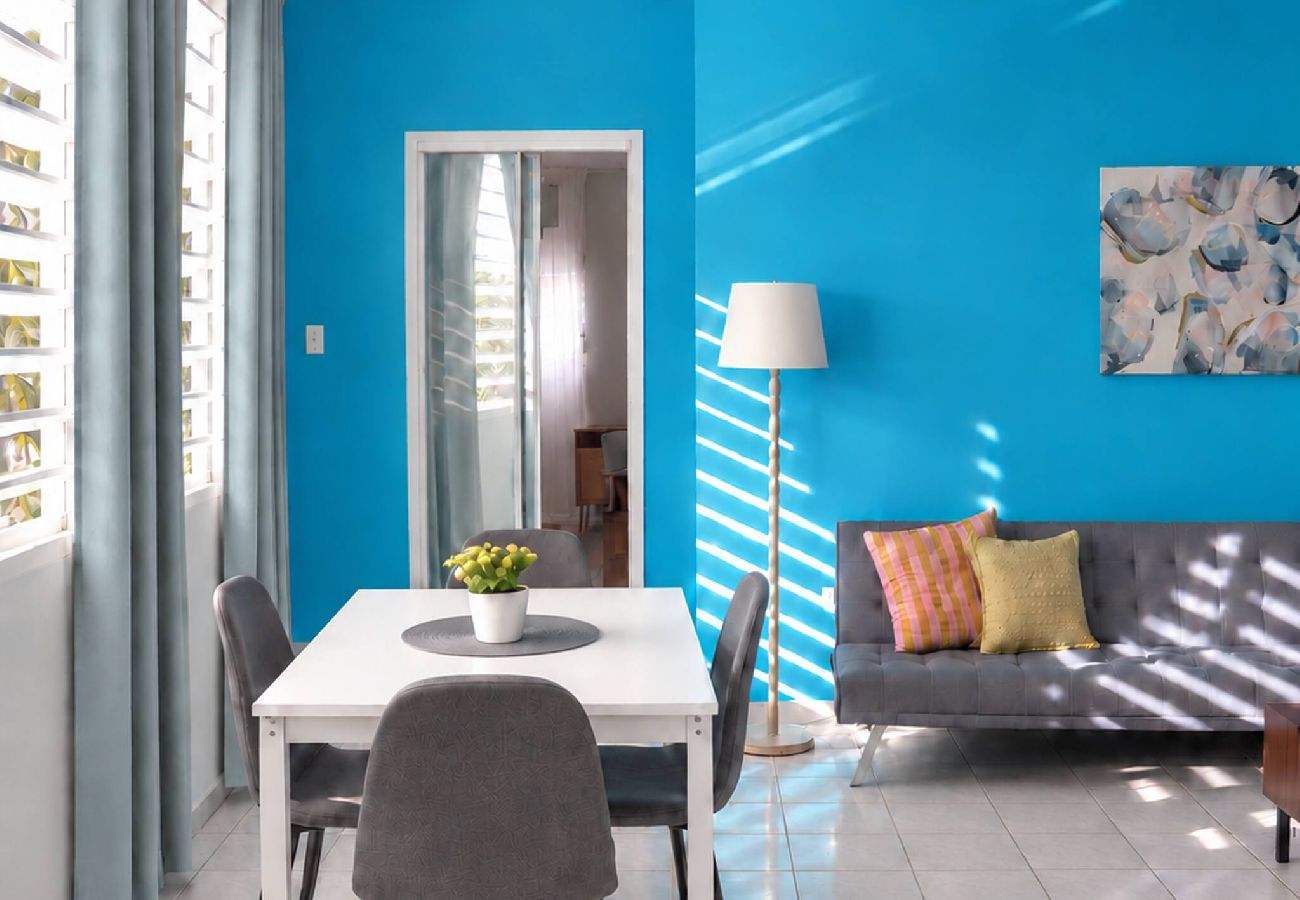 Apartment in San Juan - 2BR Walk to Beach & Old San Juan 