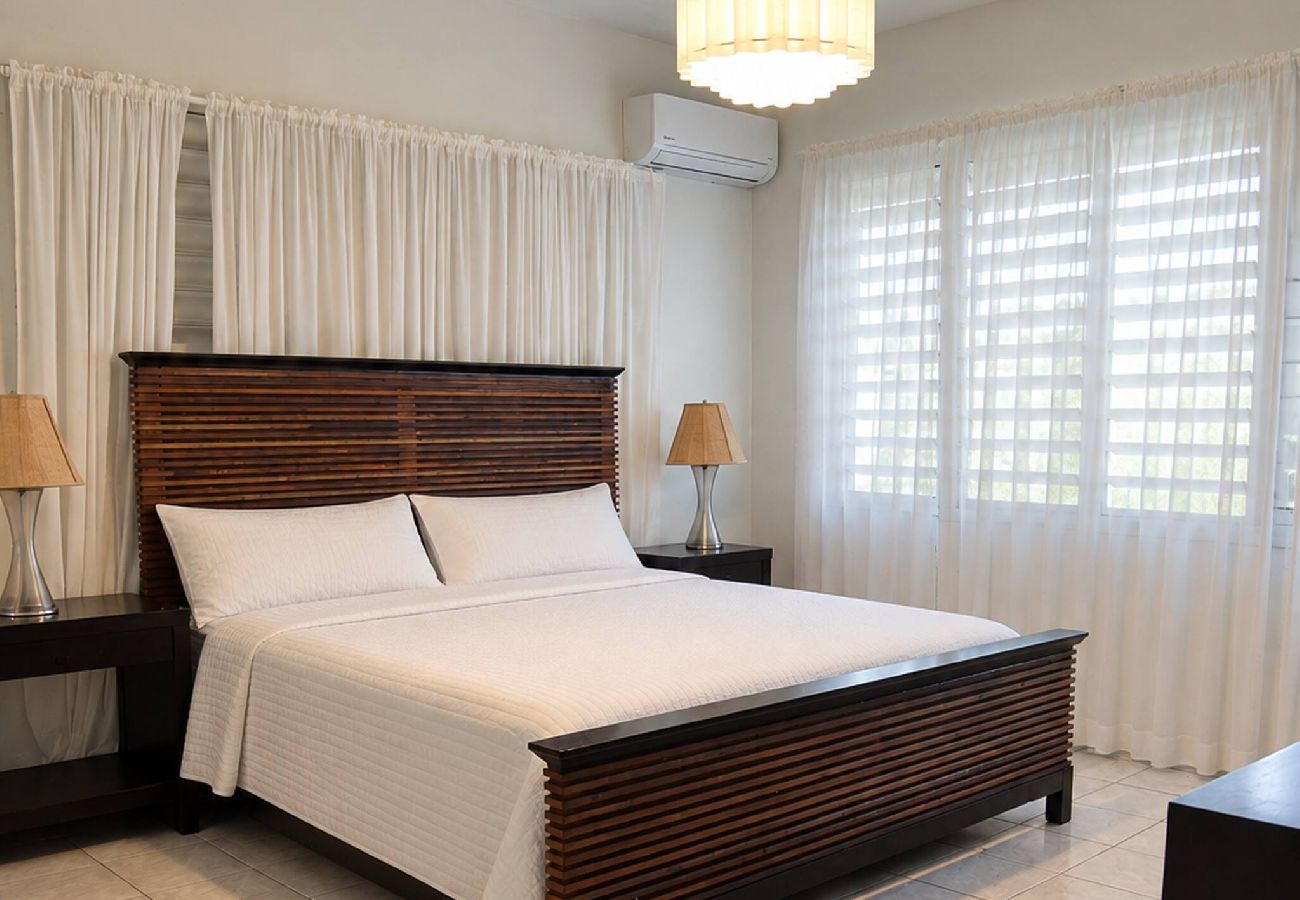 Apartment in San Juan - 2BR Walk to Beach & Old San Juan 