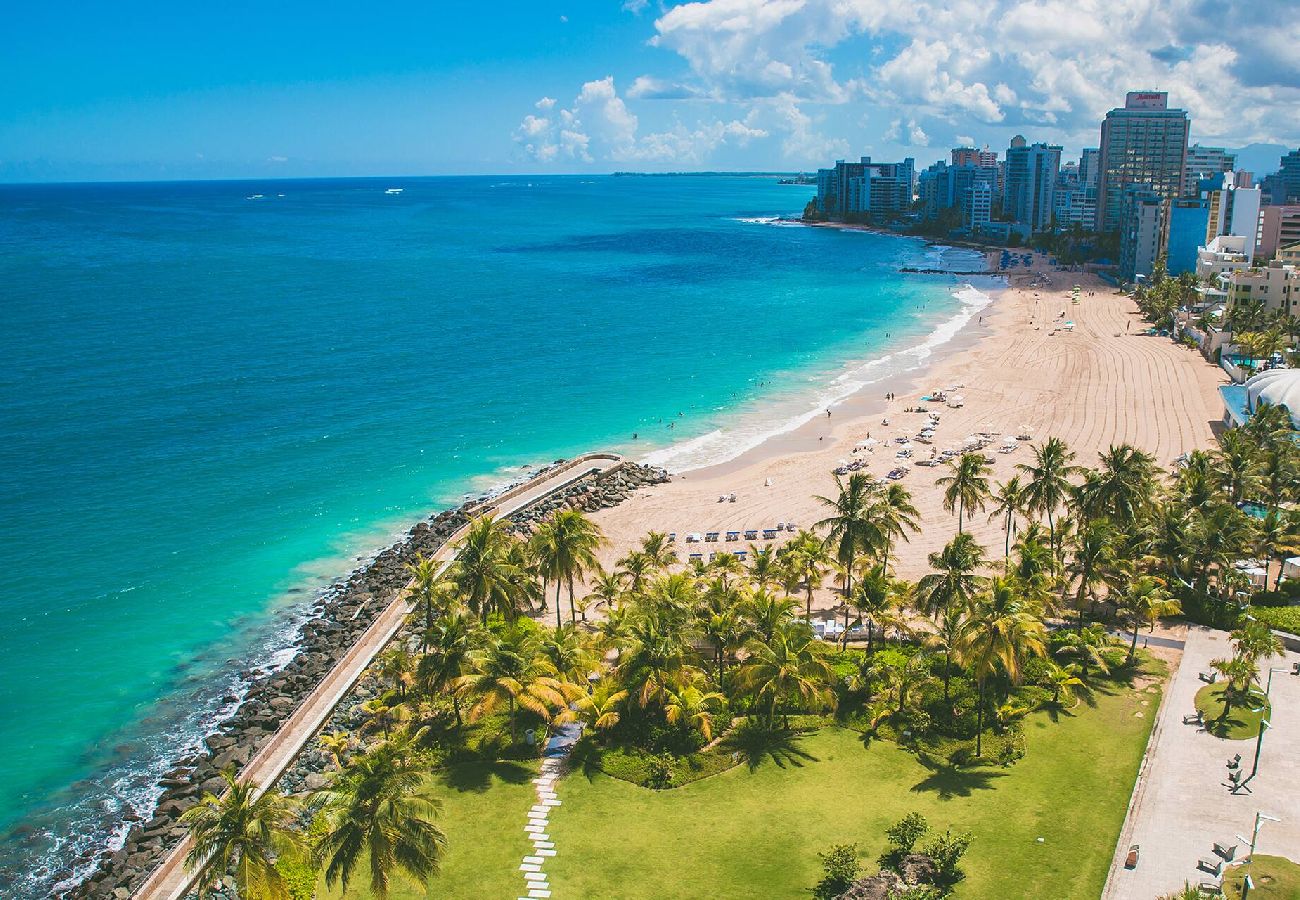 Apartment in San Juan - 2BR Walk to Beach & Old San Juan 
