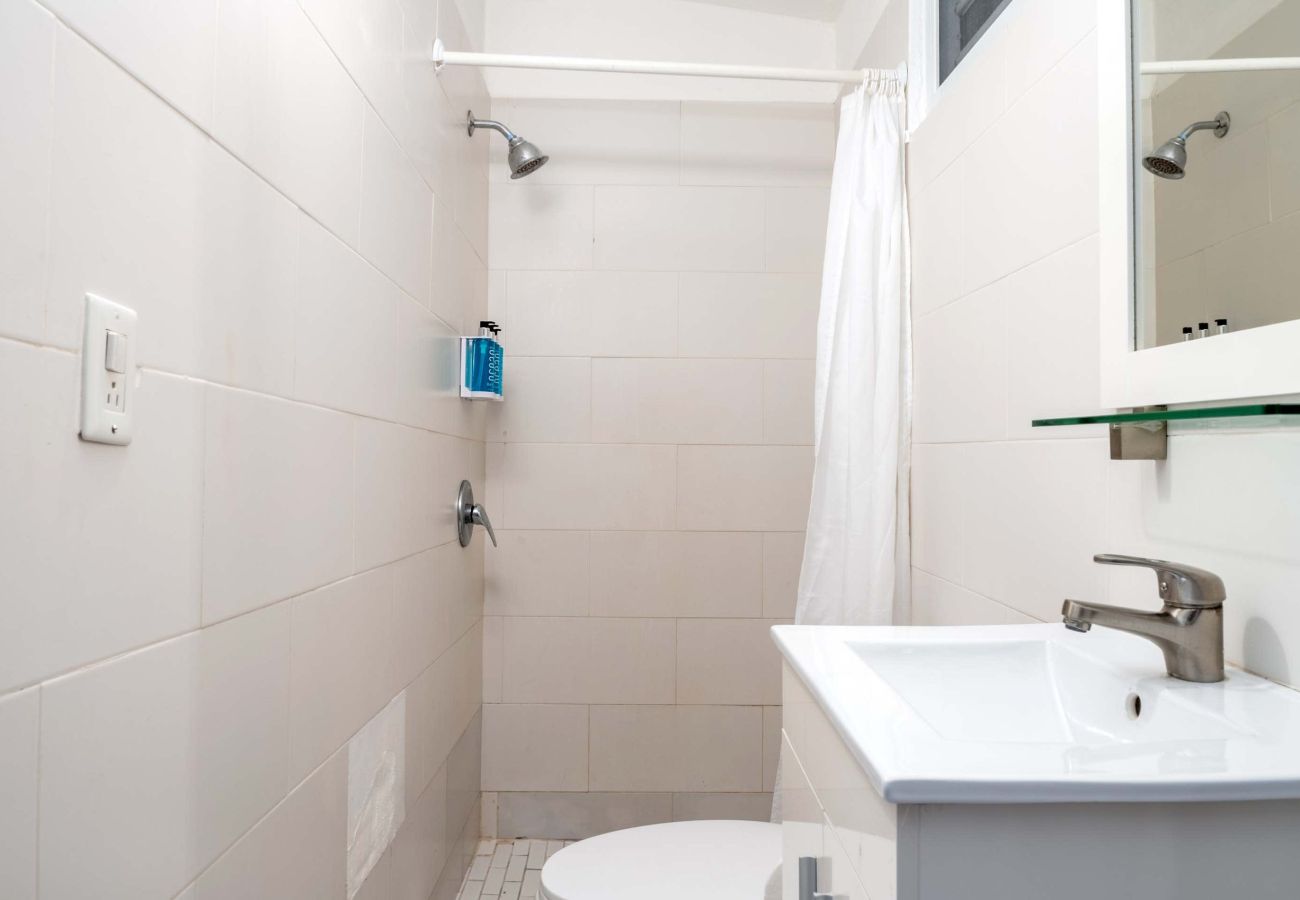 Apartment in San Juan - Elokut 1 - Trendy Loft Steps from Old San Juan and Escambron Beach