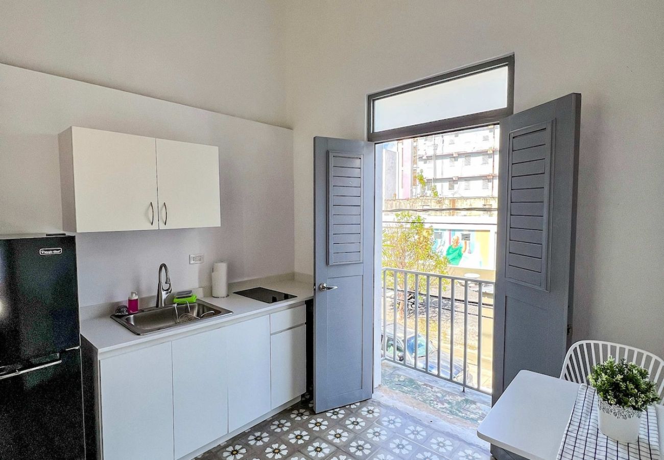 Apartment in San Juan - Nando's Place 1 - Charming 1BR Apt near Old San Juan and Beach