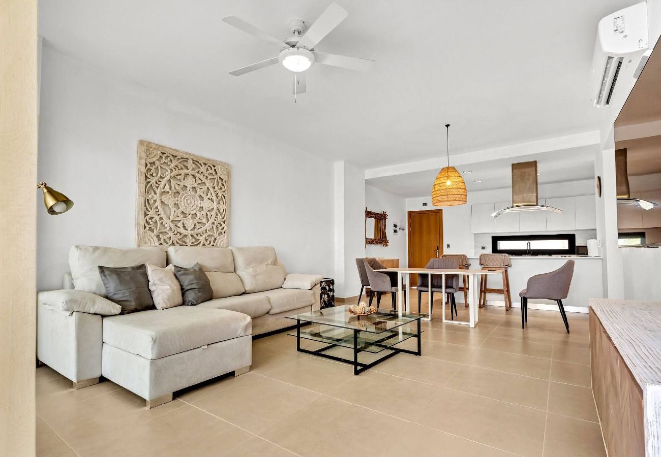 Condominium in Punta Cana - LIS4C04 - Apartamento de playa con piscina