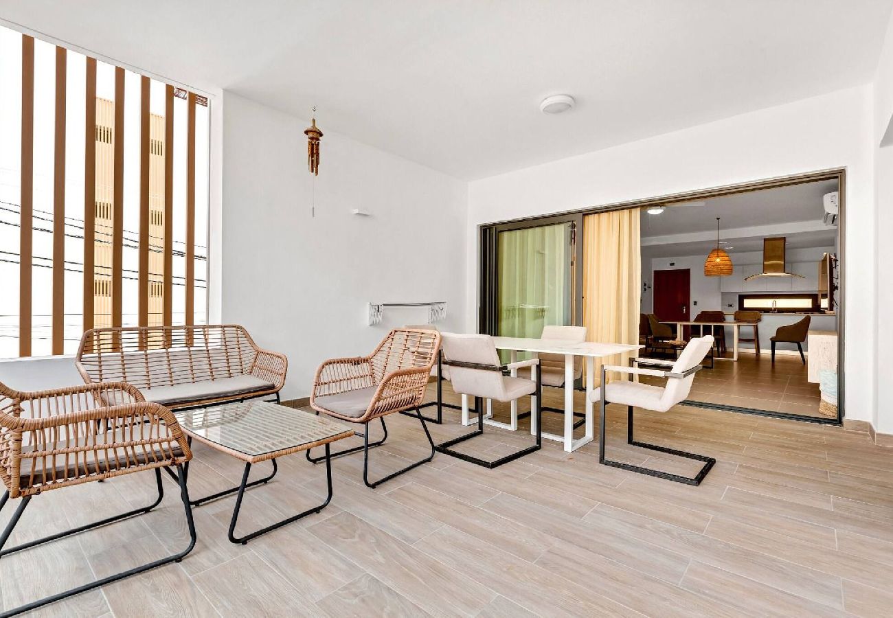 Condominium in Punta Cana - LIS4C04 - Apartamento de playa con piscina