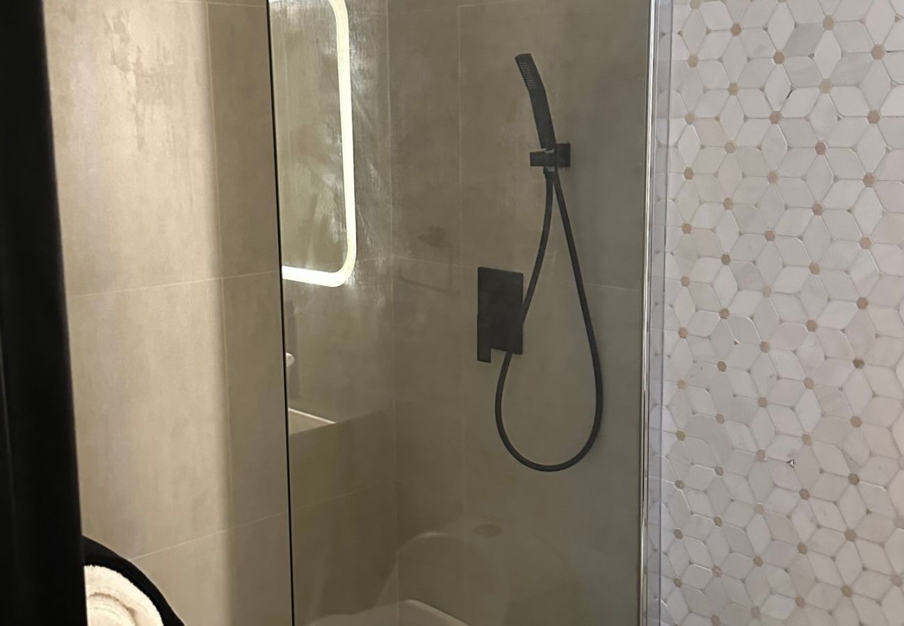 Apartment in San Juan - The Oliver, Junior Suite with Skylight Shower, Old San Juan
