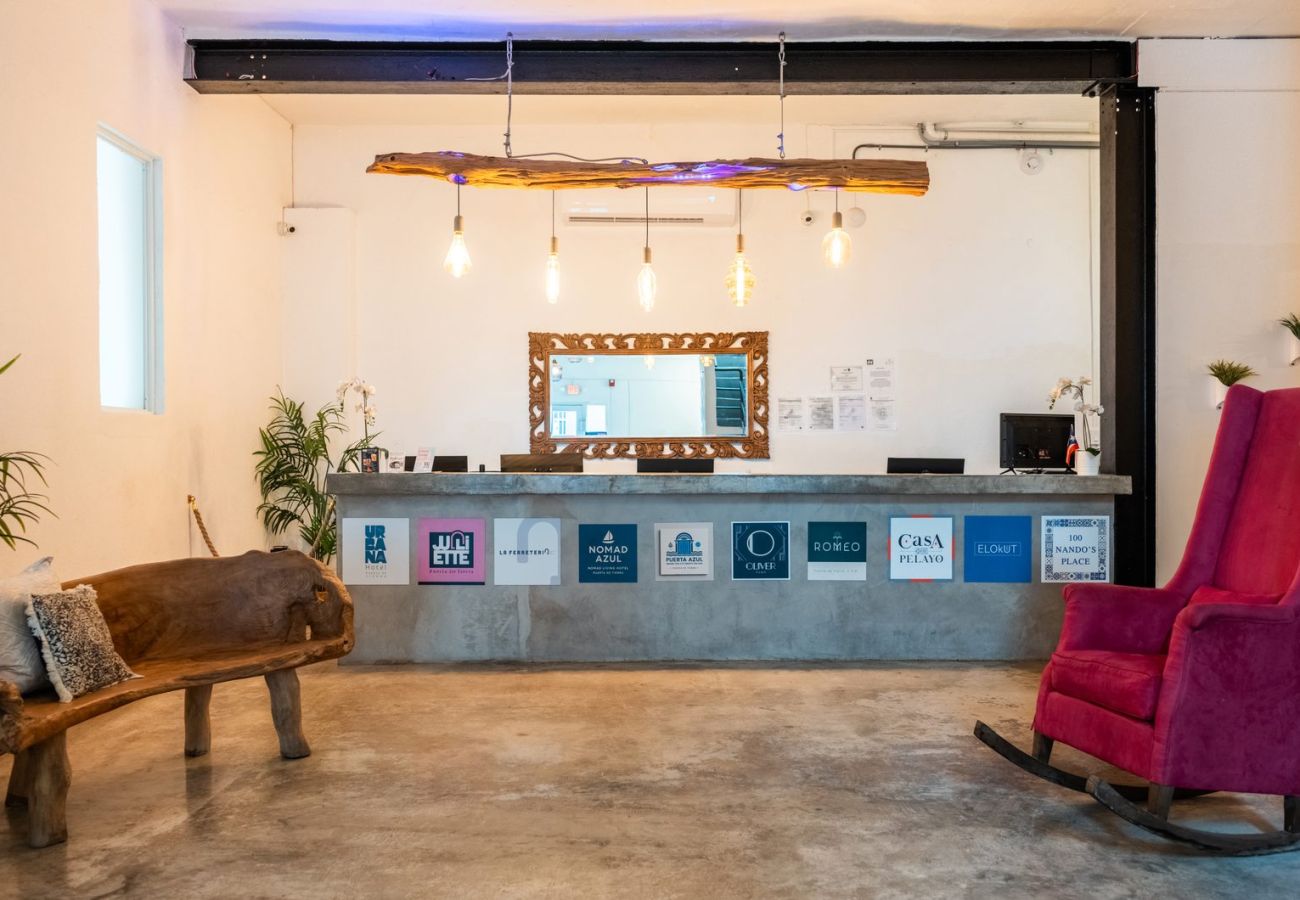 Rent by room in San Juan - Juliette Hostel, Bed in 8-Bed Female Dorm, Old San Juan