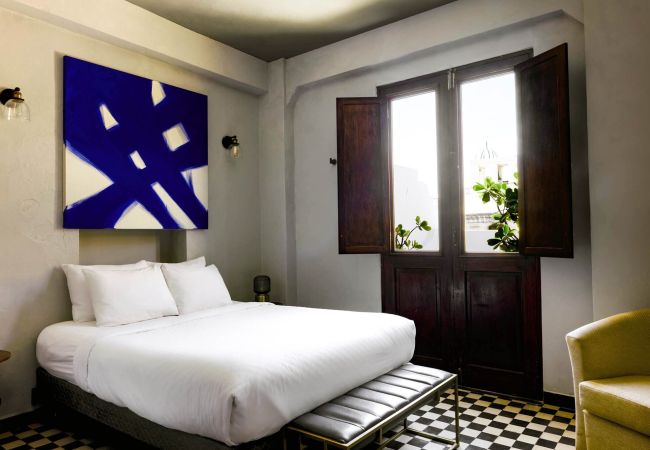 Apartment in San Juan - El Colonial, Queen Private Terrace, Old San Juan