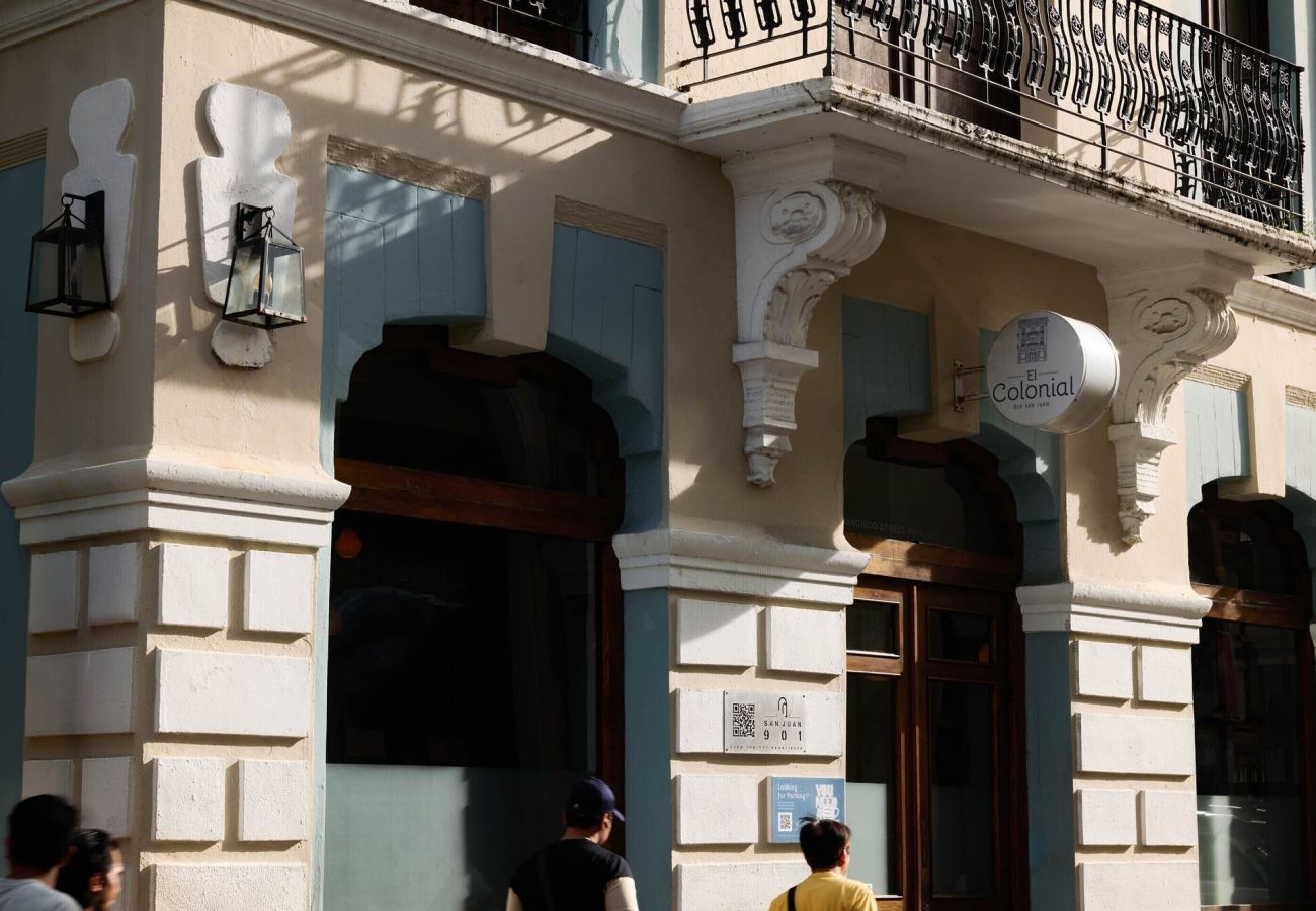 Apartment in San Juan - El Colonial, Queen Private Terrace, Old San Juan