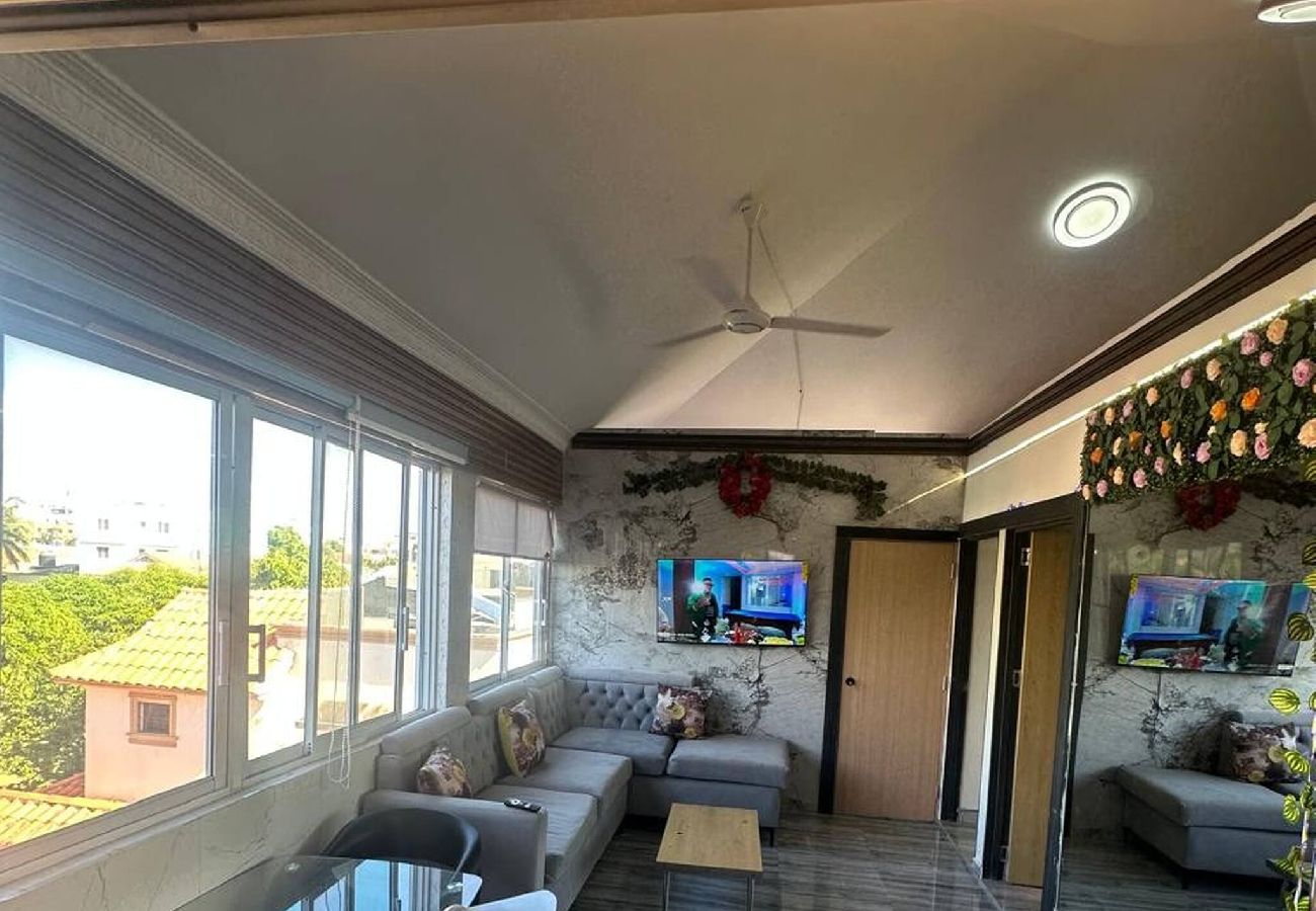 Apartment in Santo Domingo Este - Spacious 3BR with Jacuzzi Access