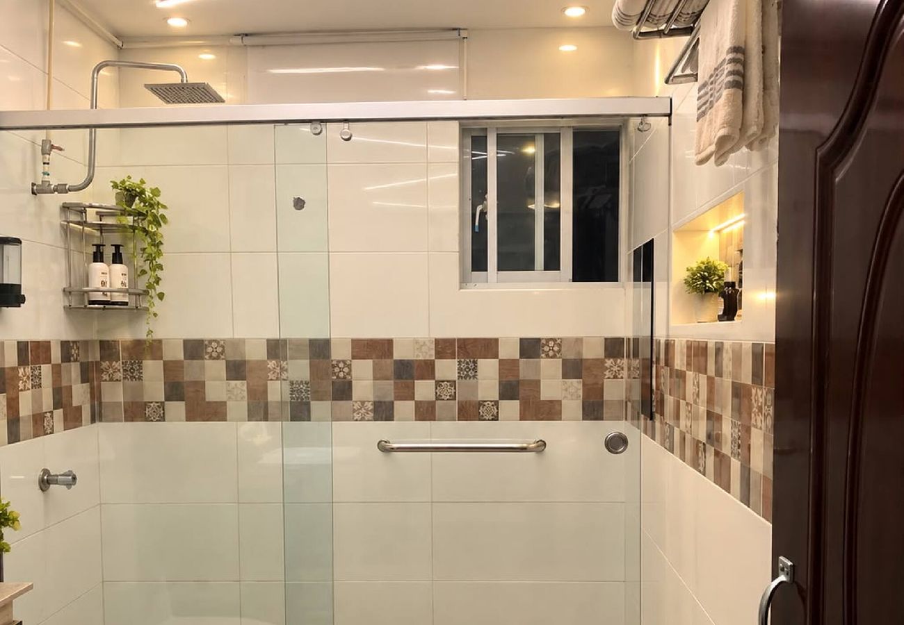 Apartment in Santo Domingo Este - Spacious 3BR with Jacuzzi Access