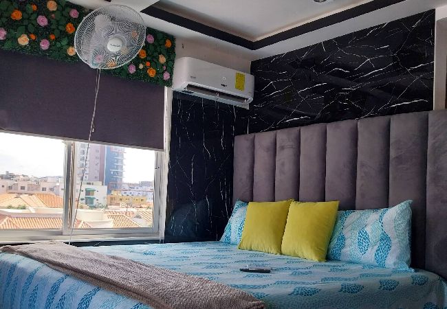 Apartment in Santo Domingo Este - King Suite with Rooftop Jacuzzi Access