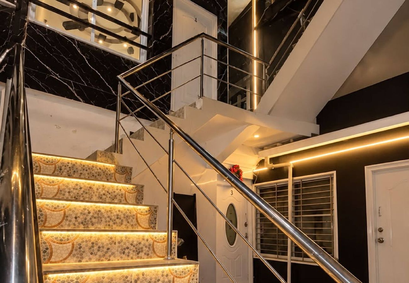 Apartment in Santo Domingo Este - King Suite with Rooftop Jacuzzi Access