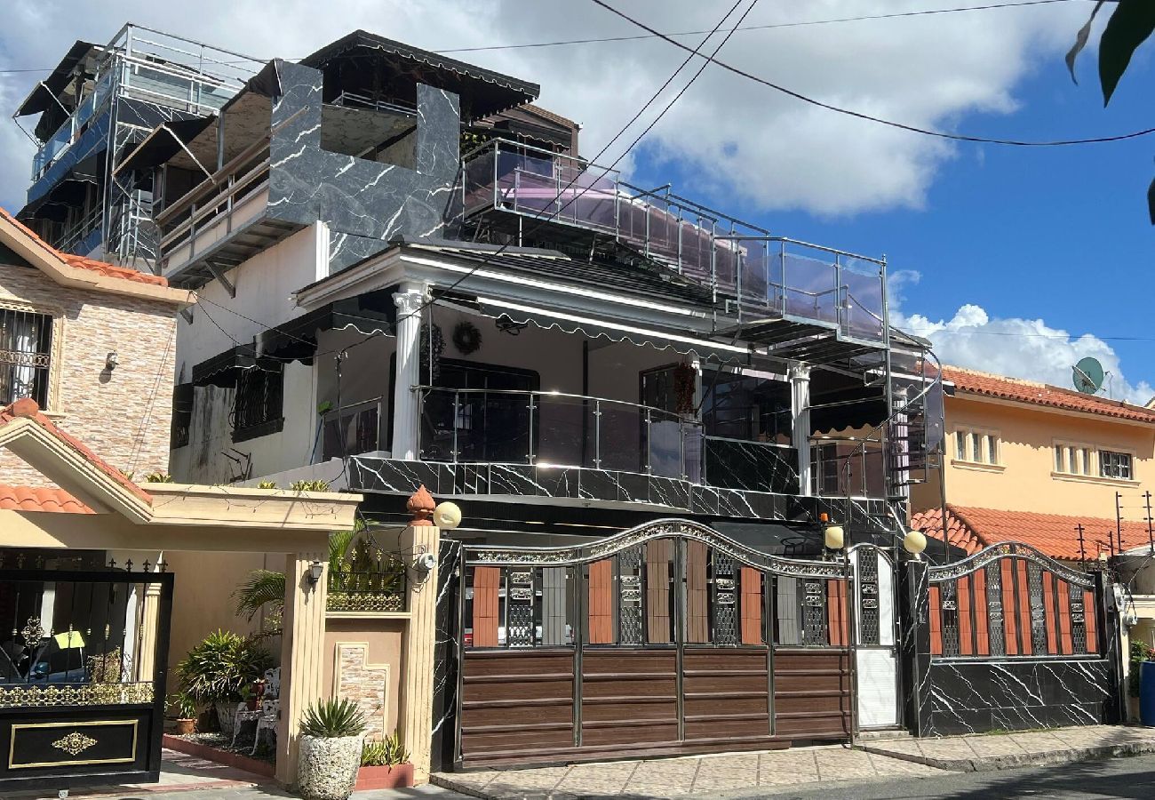 Apartment in Santo Domingo Este - Panoramic View 2BR with Jacuzzi Access