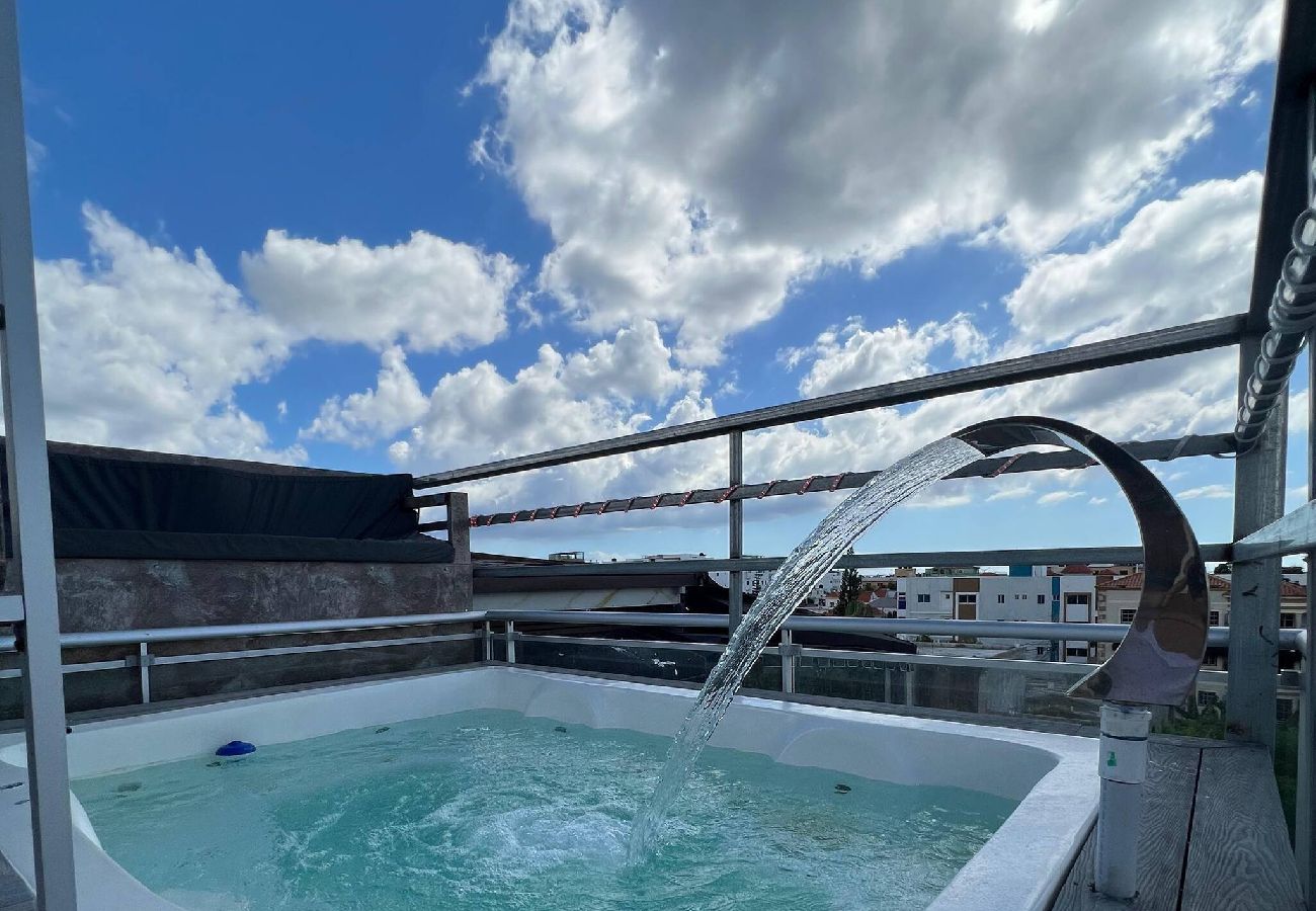 Apartment in Santo Domingo Este - Panoramic View 2BR with Jacuzzi Access