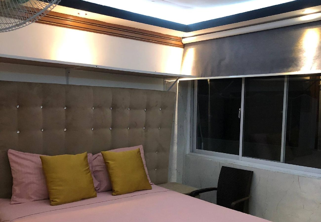 Apartment in Santo Domingo Este - Contemporary 1BR with Jacuzzi Access