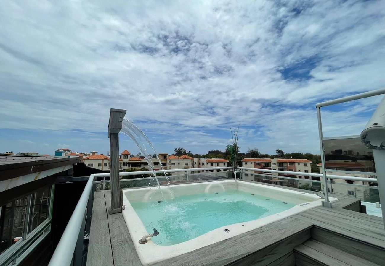 Apartment in Santo Domingo Este - 2BR Apartment with Balcony and Jacuzzi Access