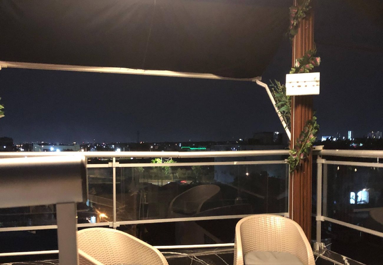 Apartment in Santo Domingo Este - 2BR Apartment with Balcony and Jacuzzi Access