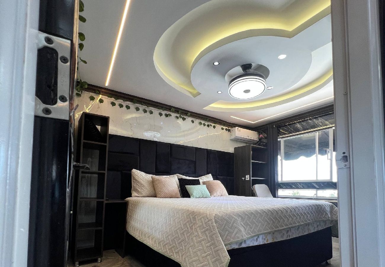 Apartment in Santo Domingo Este - 2BR Apartment with Balcony and Jacuzzi Access