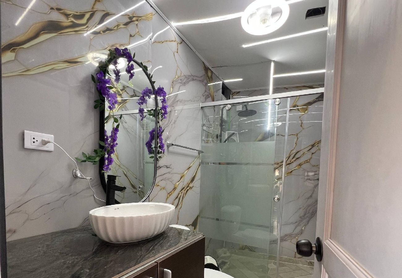 Apartment in Santo Domingo Este - 2BR Apartment with Balcony and Jacuzzi Access