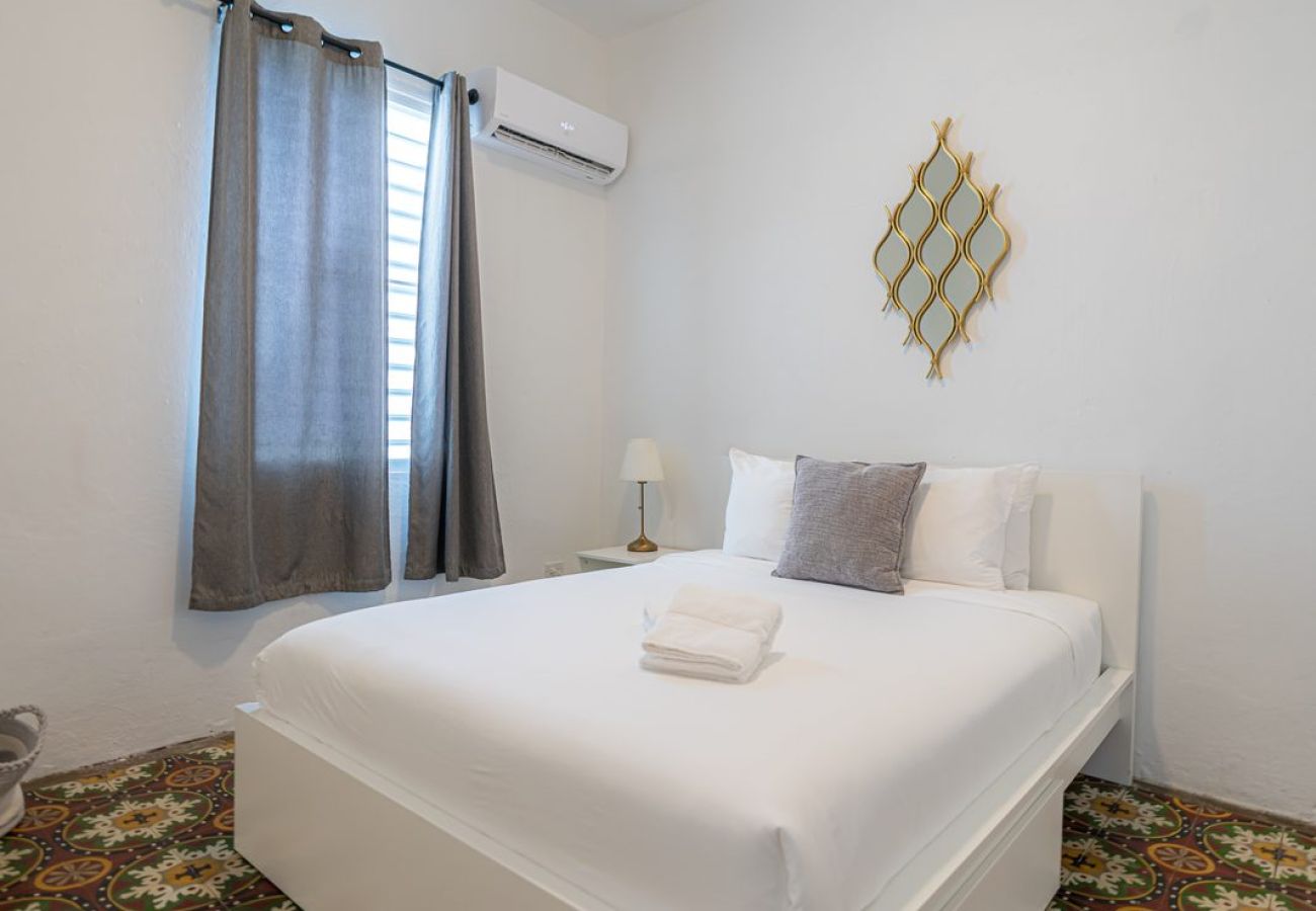 Apartment in San Juan - Apt with Balcony Near Old San Juan-7