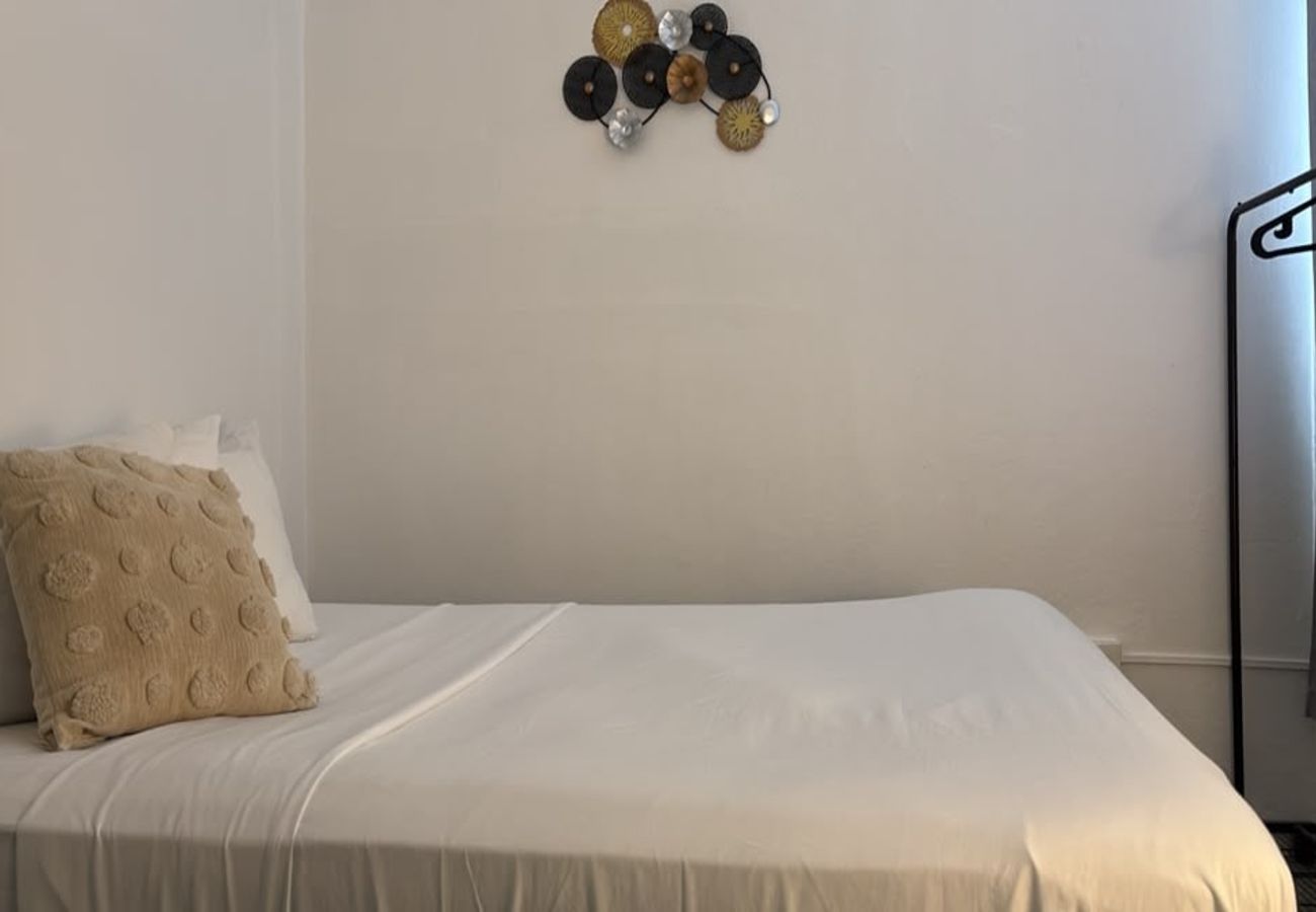 Apartment in San Juan - Apt with Balcony Near Old San Juan-8
