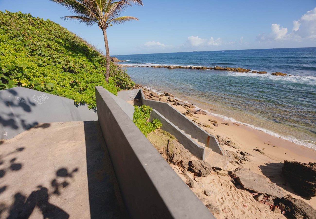 Apartment in San Juan - Elokut Loft 3 - Steps from Old San Juan and Escambron Beach