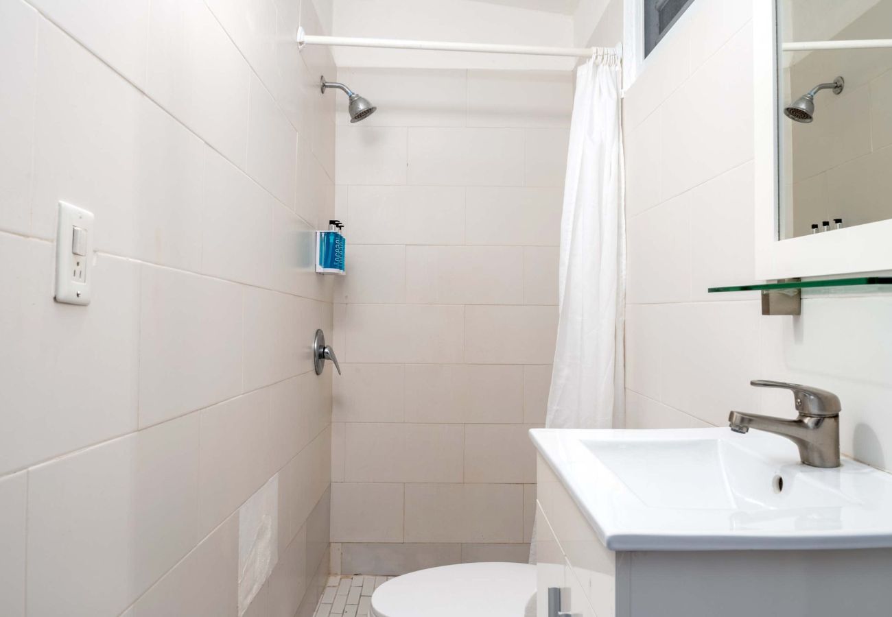 Apartment in San Juan - Elokut Loft 5 - Steps from Old San Juan and Escambron Beach