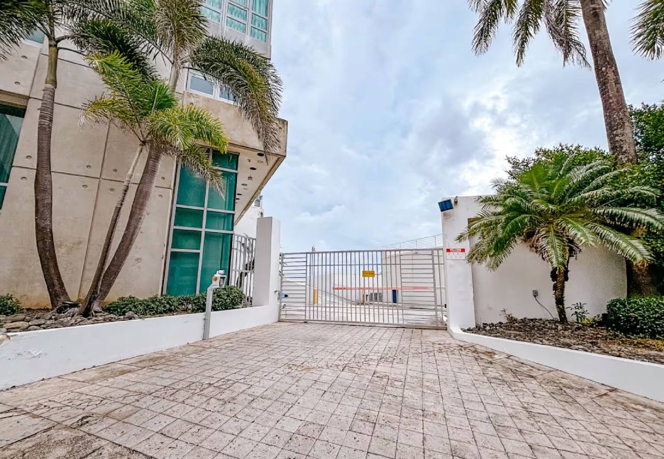 Apartment in San Juan - Atlantis | Oceanview Penthouse 